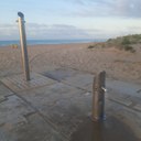 DES DEL 10 DE JUNY DE 2022 JA FUNCIONEN LES DUTXES I ELS RENTA-PEUS DE LA PLATJA DE CREIXELL